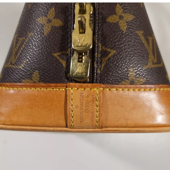 Authentic Louis Vuitton Alma PM Monogram Canvas Leather Hand Bag - Vintage - Picture 10 of 16
